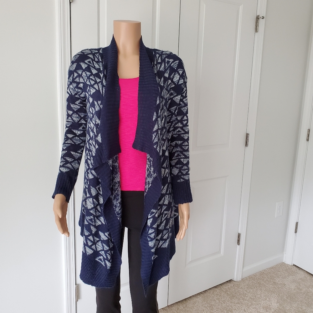 Women's blue shrug